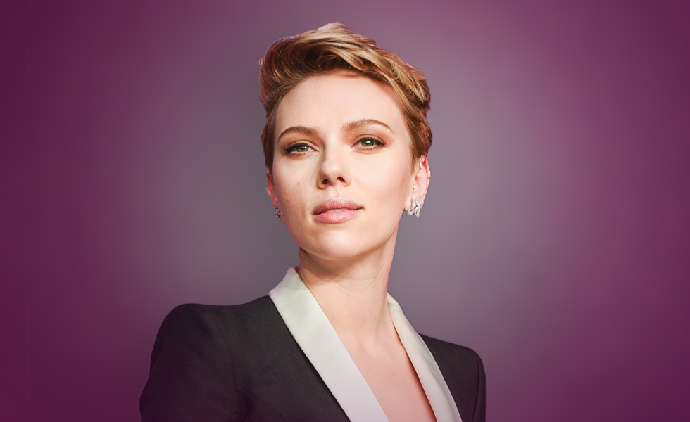 Scarlett Johansson Has Political Ambitions!
