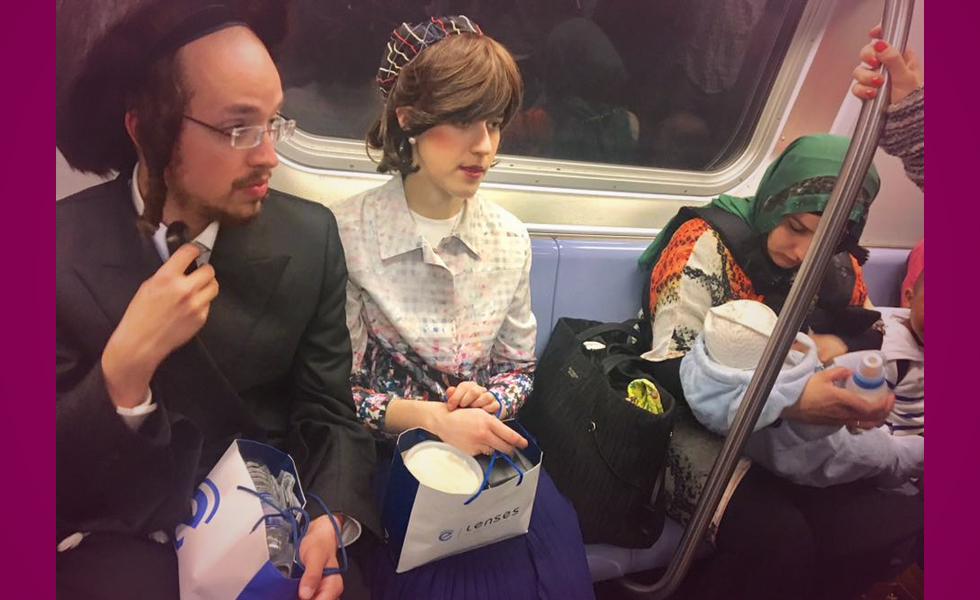 Viral Photo from NYC Subway Captures America At Its Best