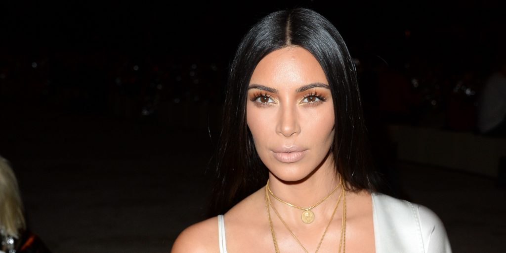 Kim Kardashian robbed gunpoint