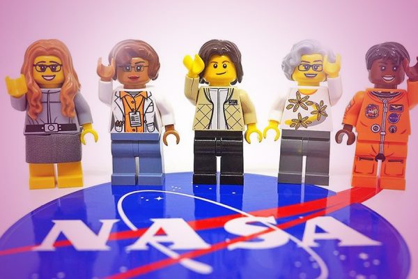 LEGO ’s new collection honours NASA Women